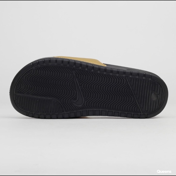 NIB Nike Benassi Metallic Gold Women's Slide - Picture 5 of 6